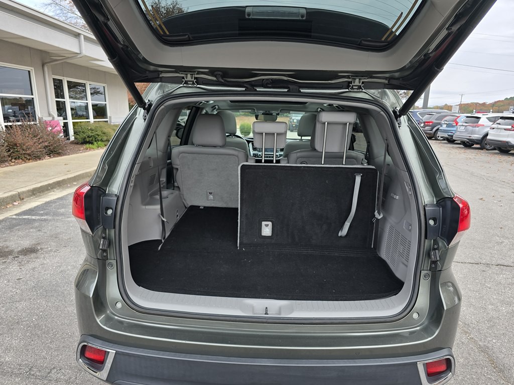 2018 Toyota Highlander Image 10