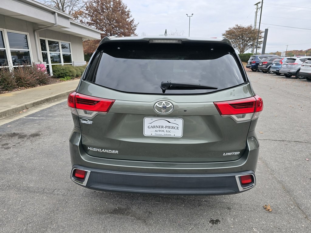 2018 Toyota Highlander Image 11