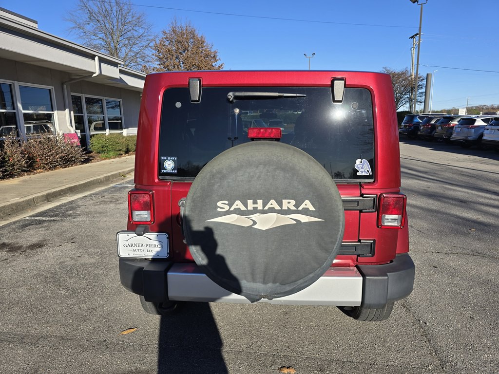 2011 Jeep Wrangler Unlimited Image 11