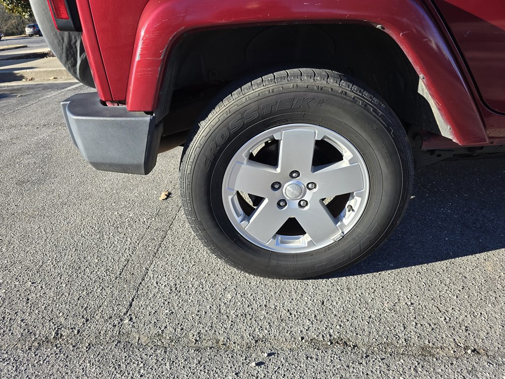 2011 Jeep Wrangler Unlimited Image 13