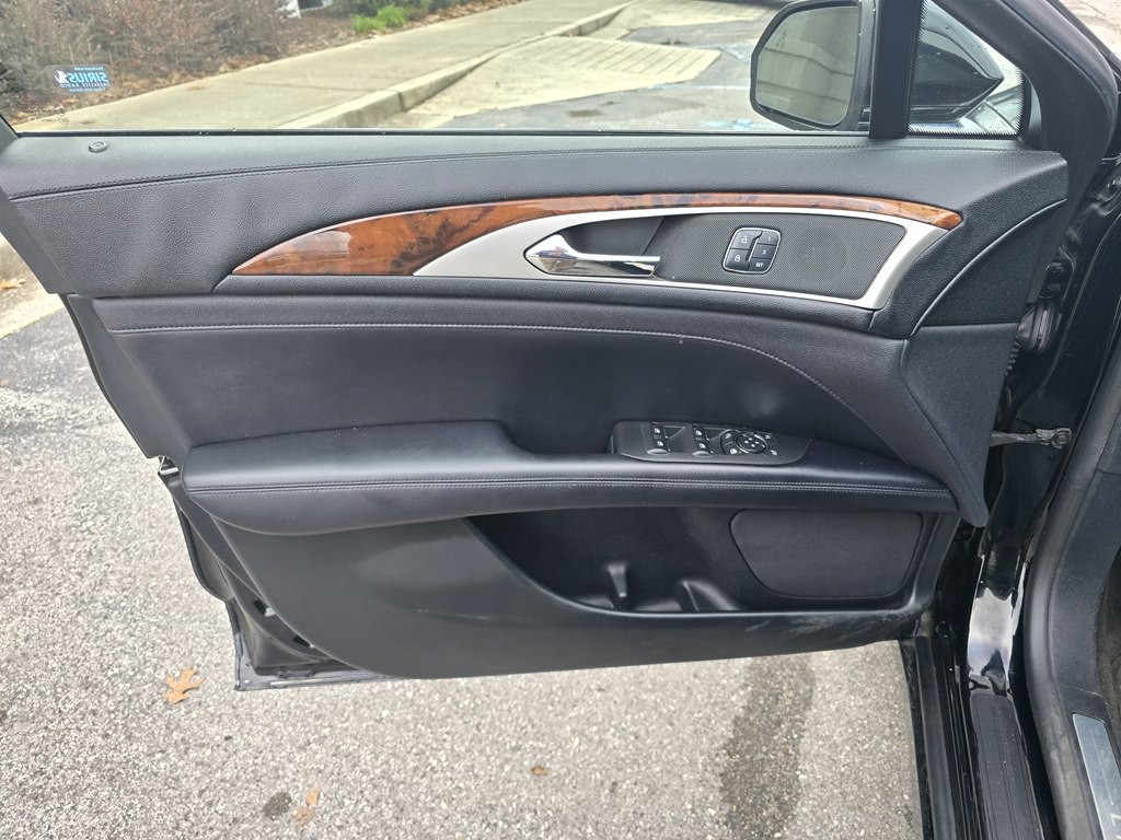 2018 Lincoln MKZ Image 17