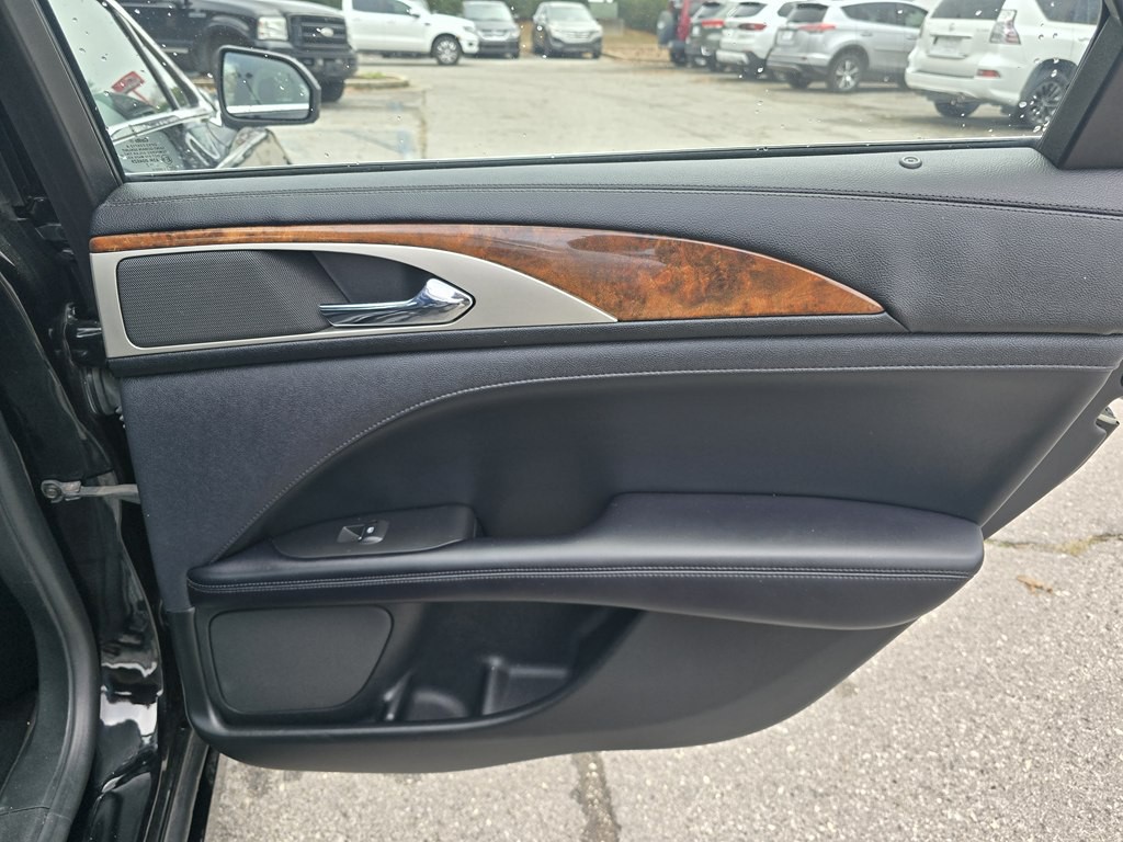 2018 Lincoln MKZ Image 25