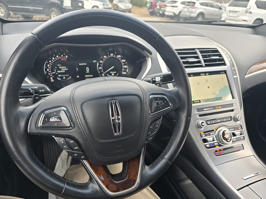 2018 Lincoln MKZ Image 35