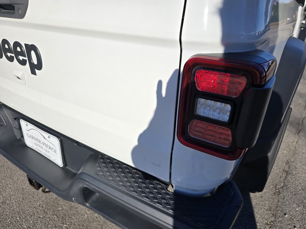 2020 Jeep Gladiator Image 12