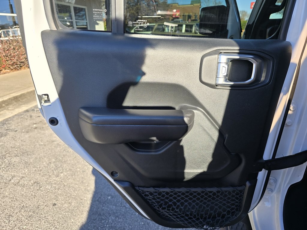 2020 Jeep Gladiator Image 22