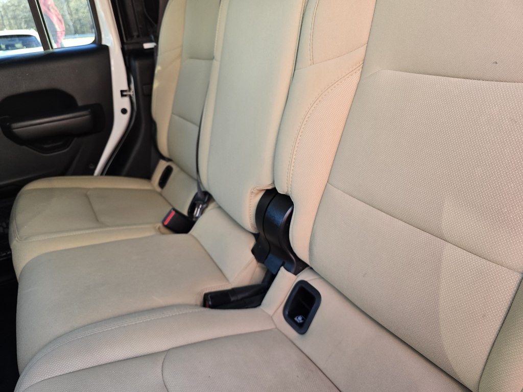 2020 Jeep Gladiator Image 24