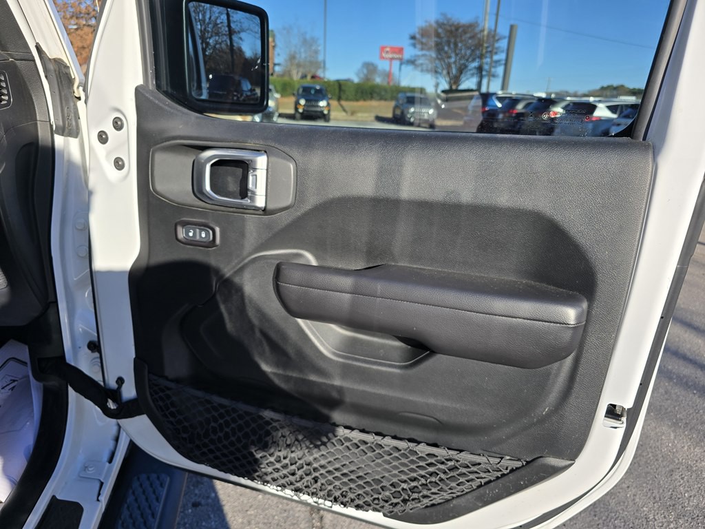 2020 Jeep Gladiator Image 28