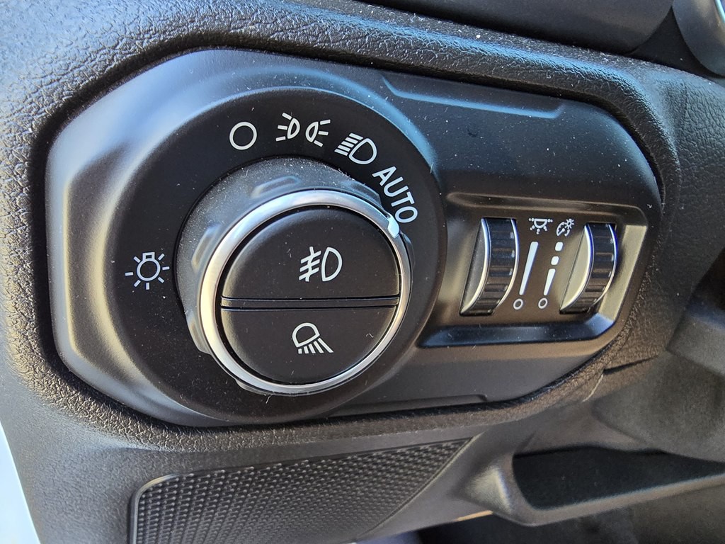 2020 Jeep Gladiator Image 31