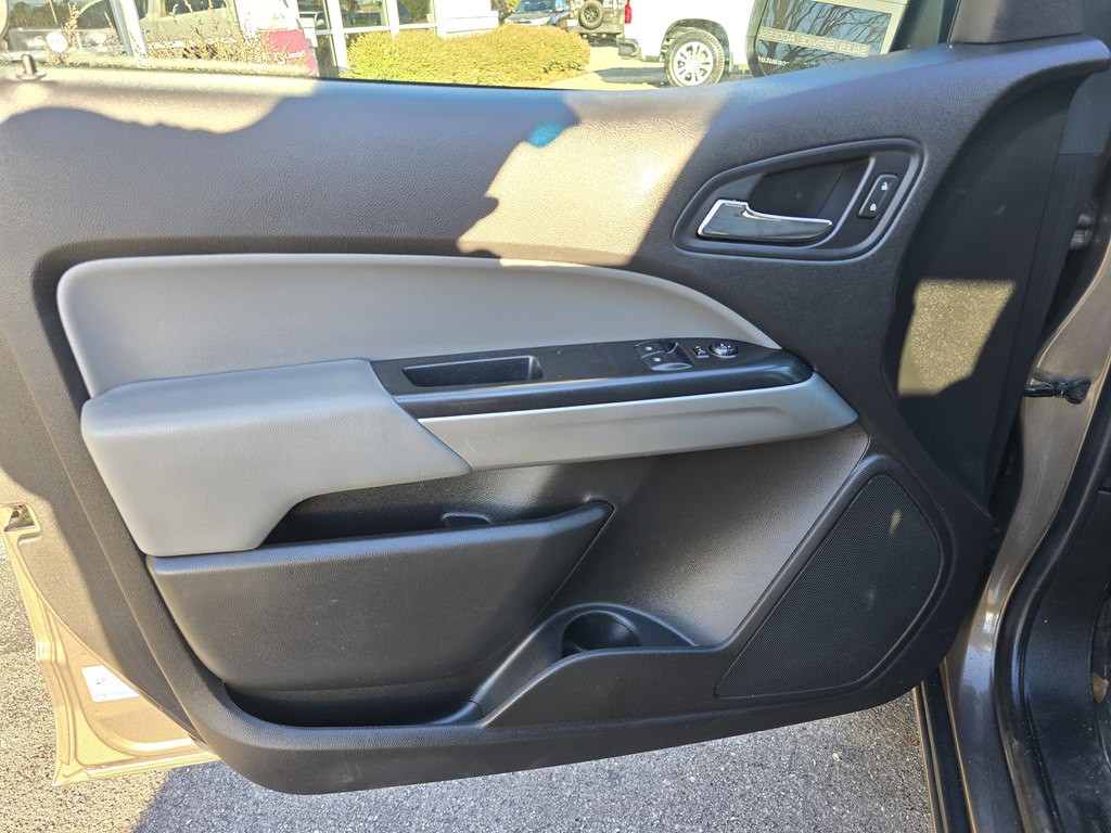 2016 Chevrolet Colorado Image 18