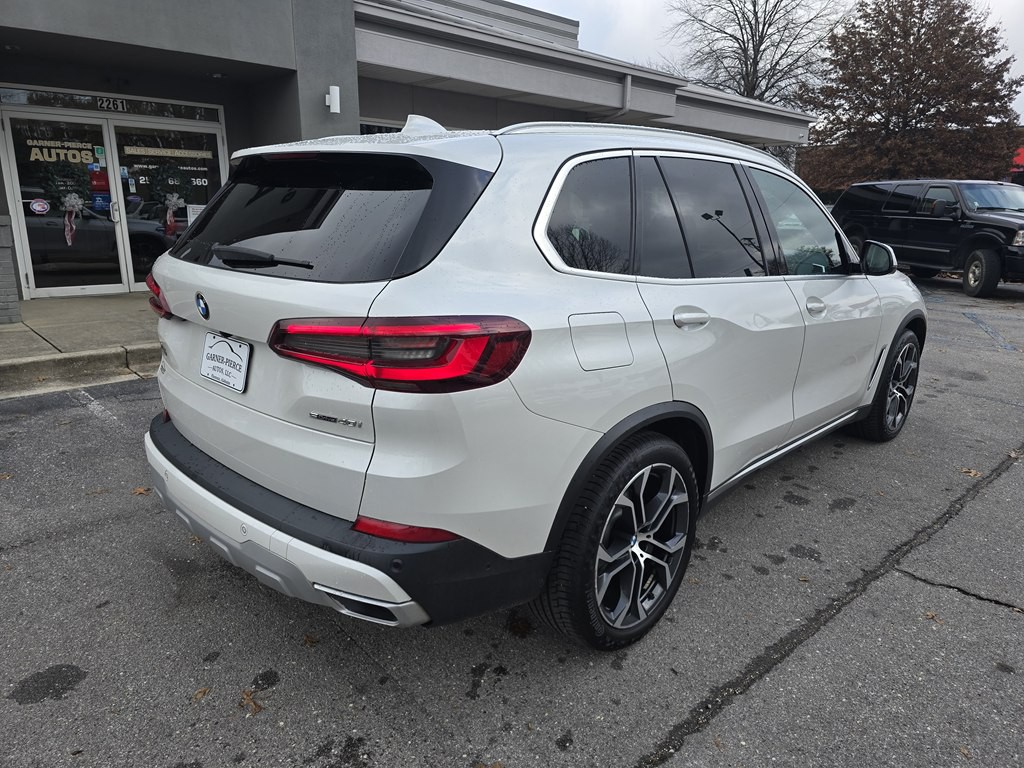2021 BMW X5 Image 16