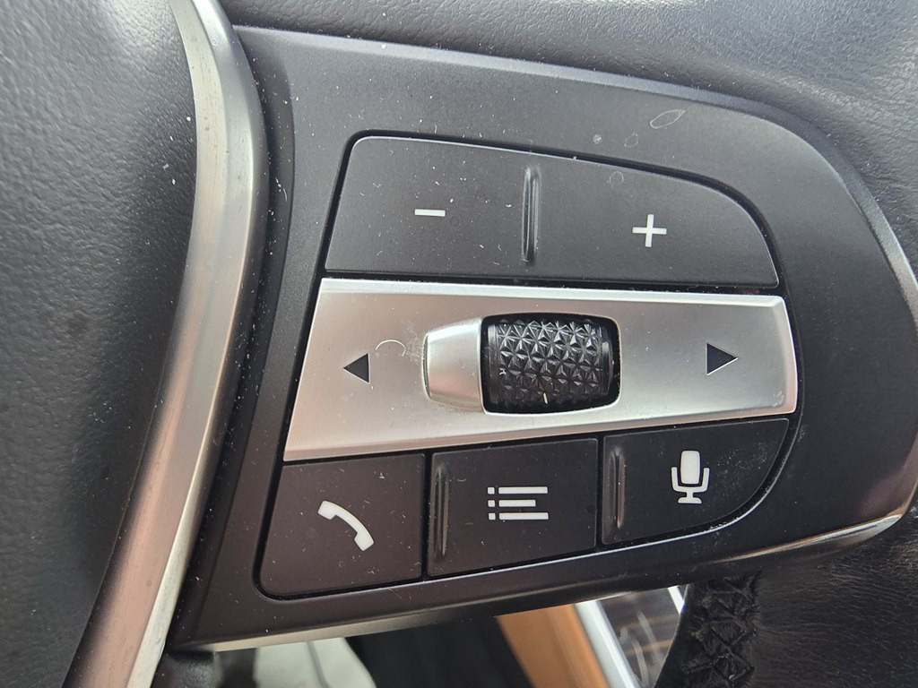 2021 BMW X5 Image 38