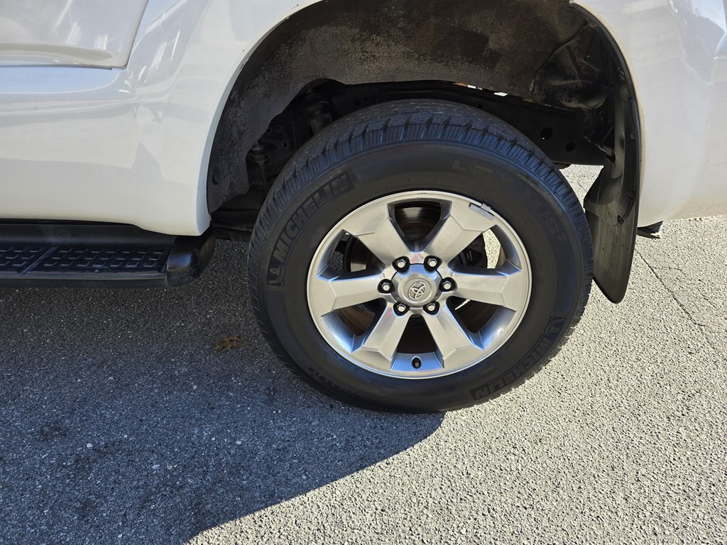 2007 Toyota 4Runner Image 17