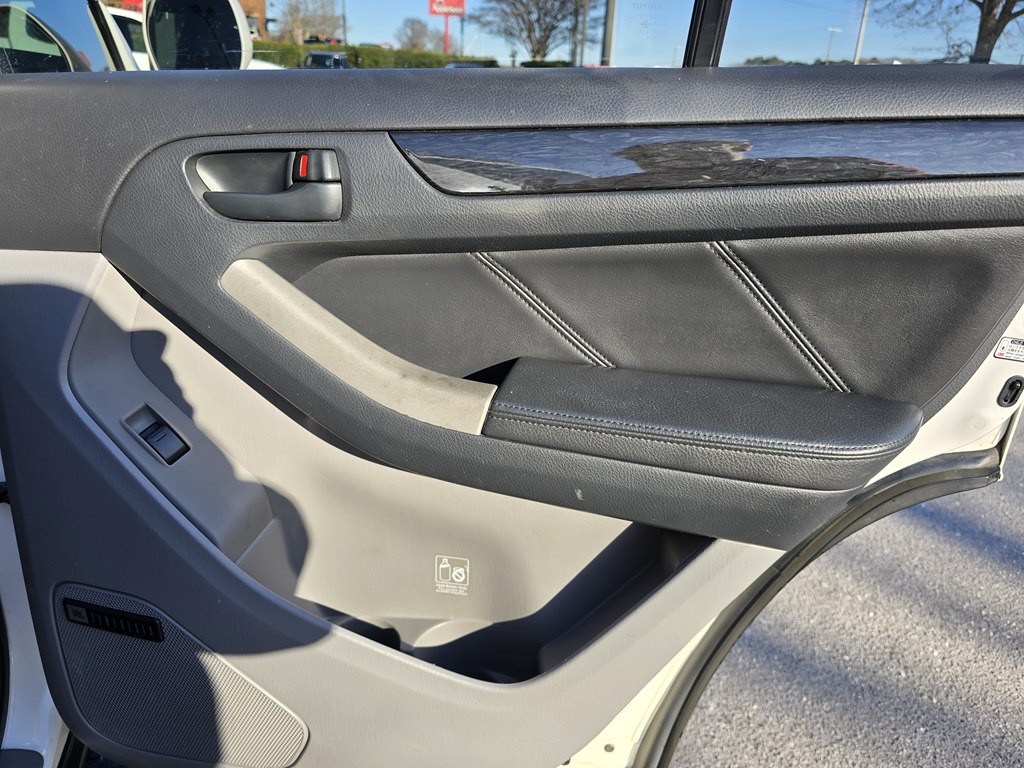 2007 Toyota 4Runner Image 26