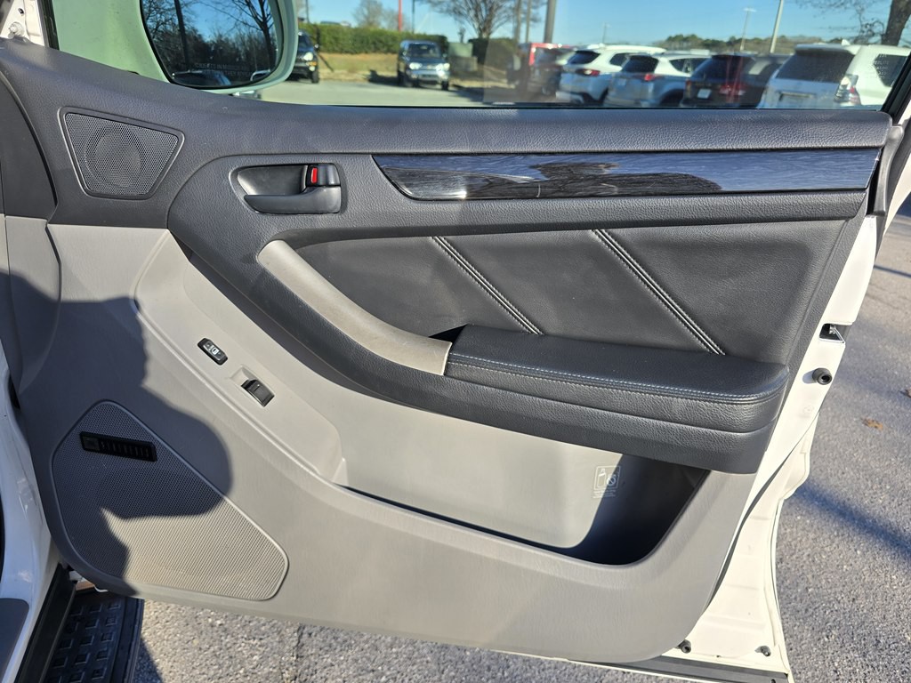 2007 Toyota 4Runner Image 29