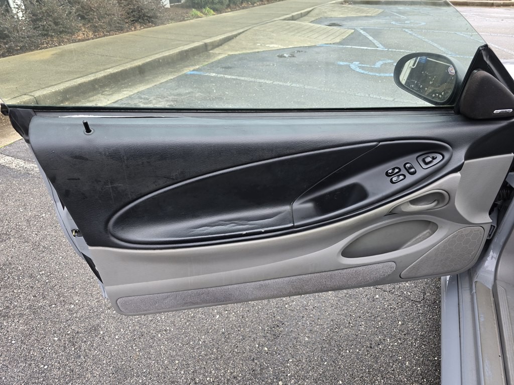 1996 Ford Mustang Image 13