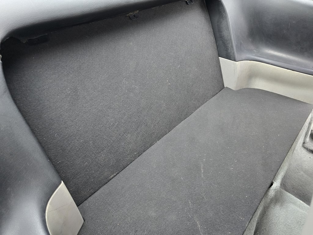 1996 Ford Mustang Image 21