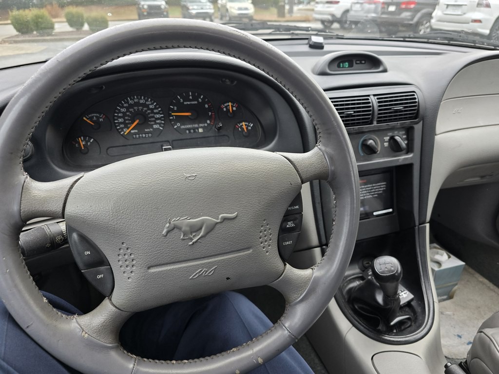 1996 Ford Mustang Image 23