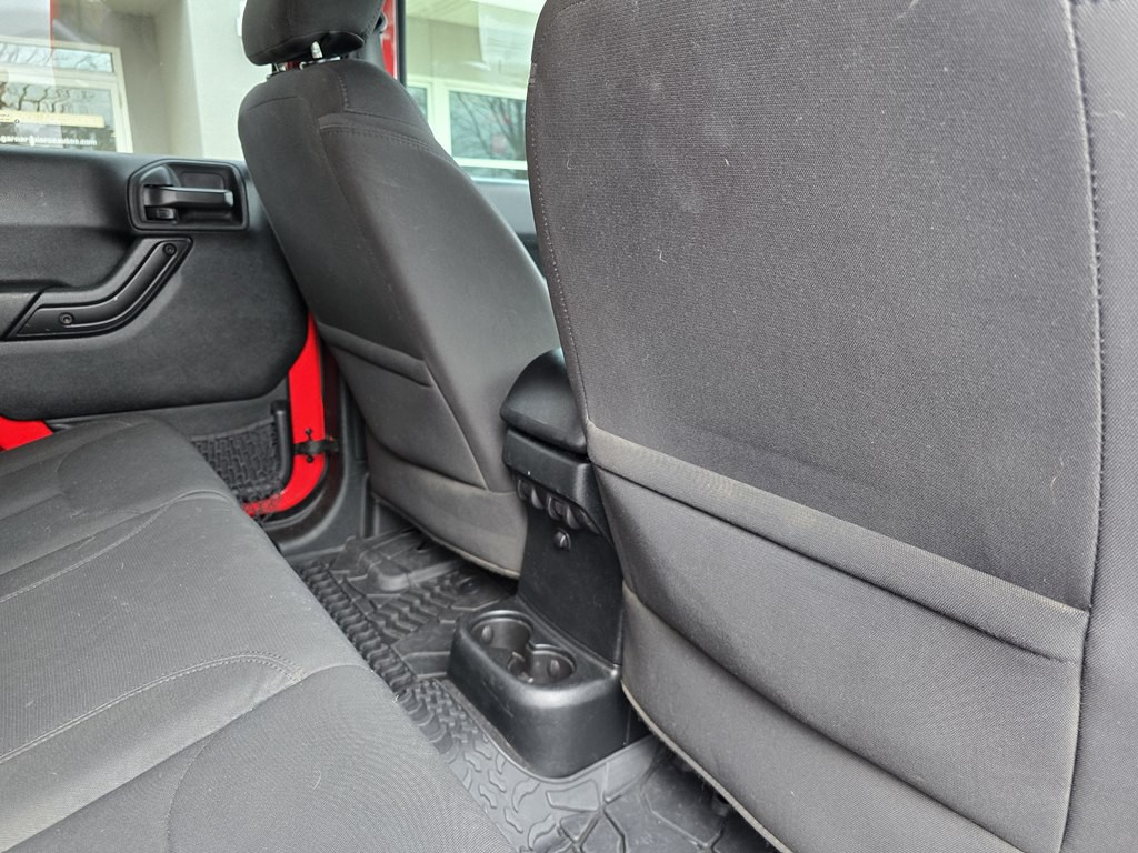 2017 Jeep Wrangler Unlimited Image 25