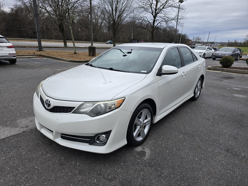 2014 Toyota Camry Image 4