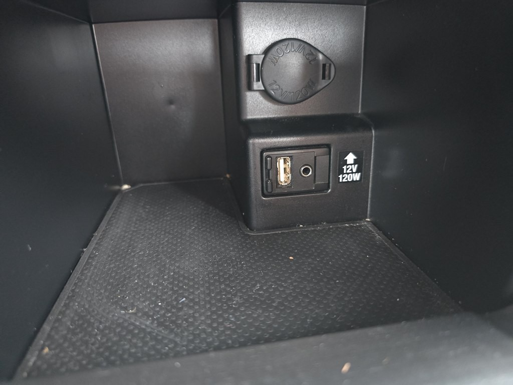 2014 Toyota Camry Image 33