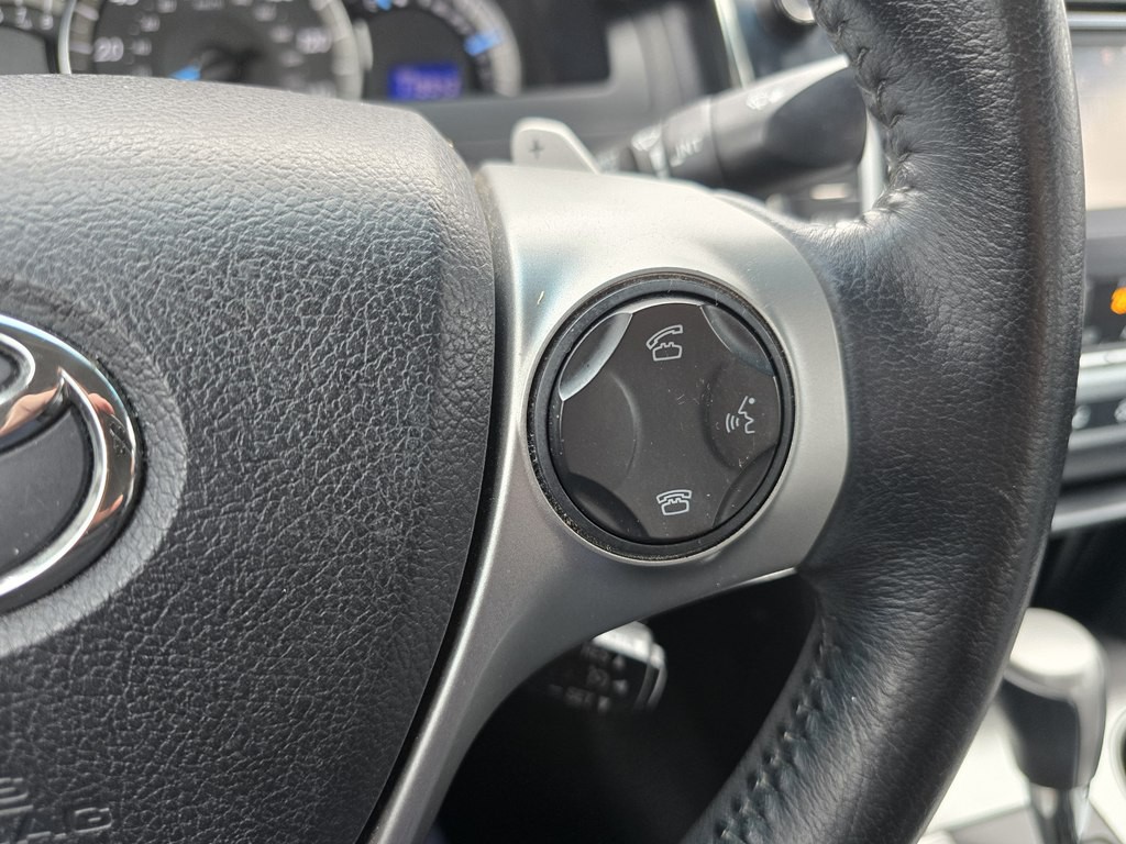 2014 Toyota Camry Image 37