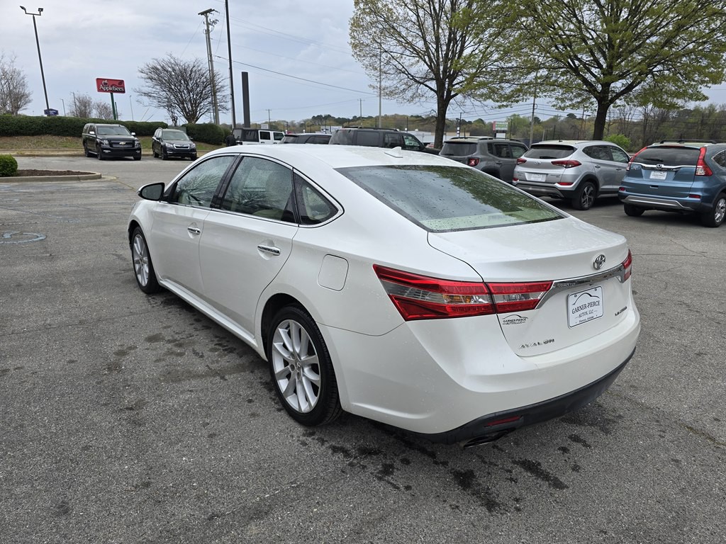 2013 Toyota Avalon Image 8