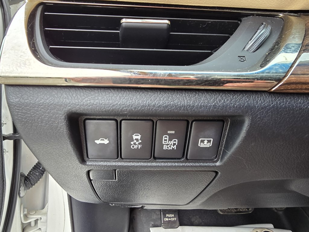 2013 Toyota Avalon Image 32