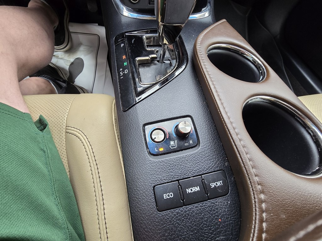 2013 Toyota Avalon Image 37