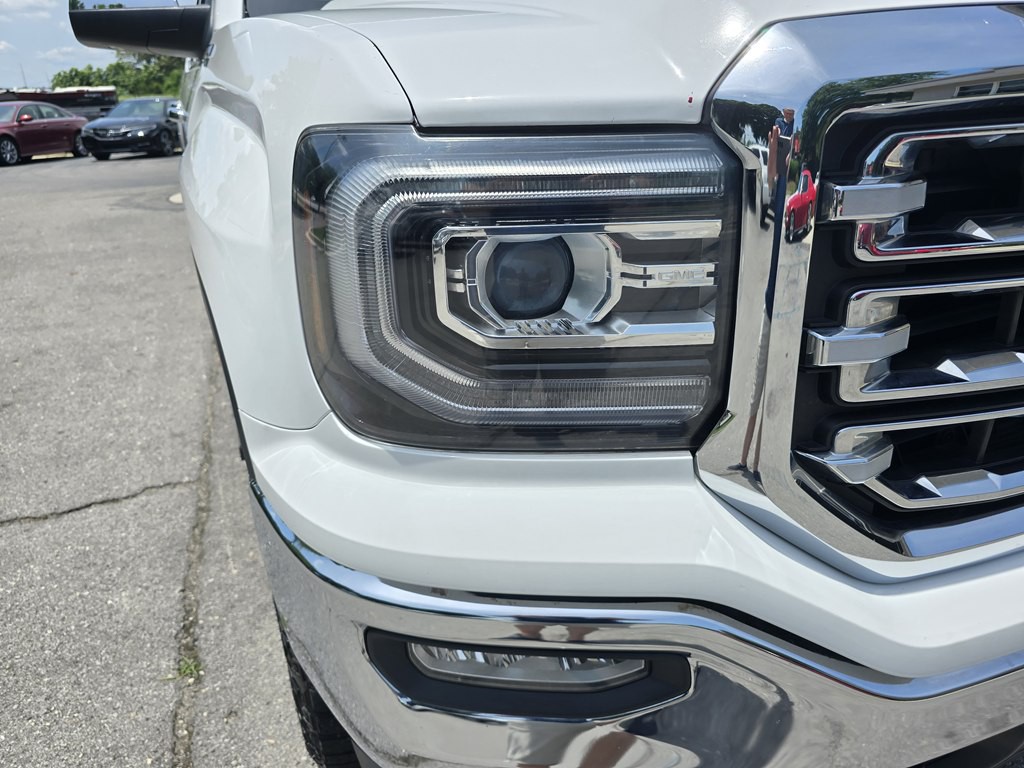 2018 GMC Sierra Image 4