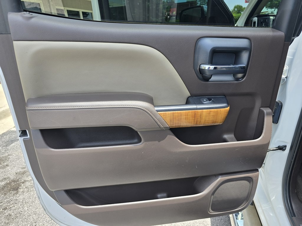2018 GMC Sierra Image 24