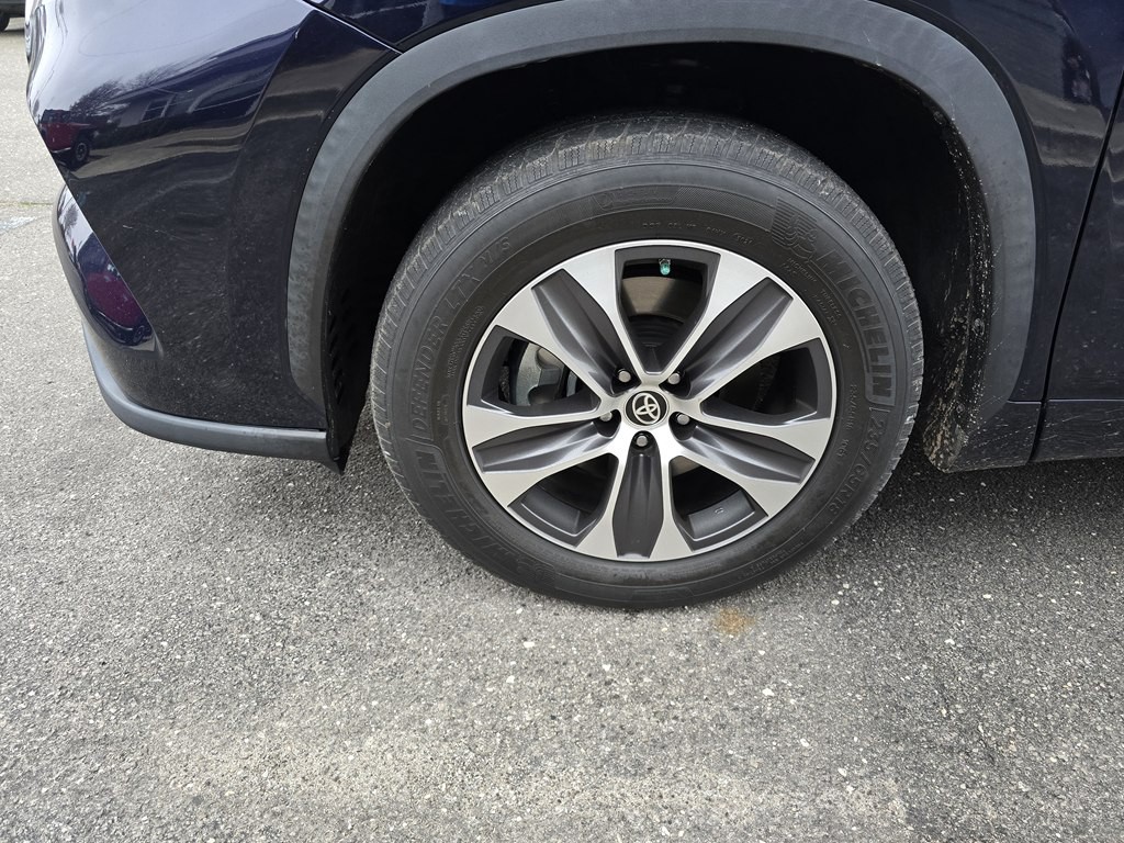 2020 Toyota Highlander Image 17