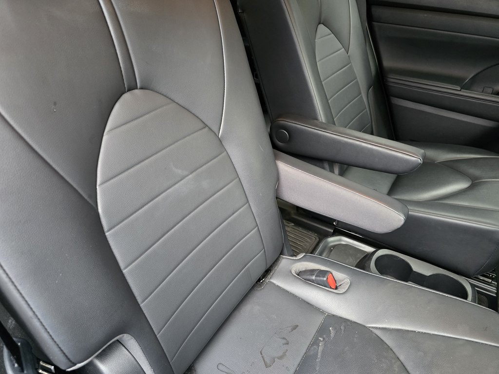 2020 Toyota Highlander Image 31