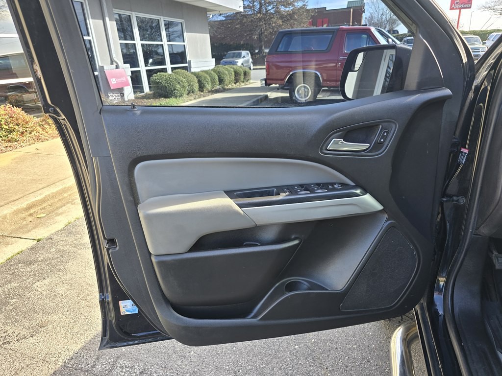 2015 Chevrolet Colorado Image 18