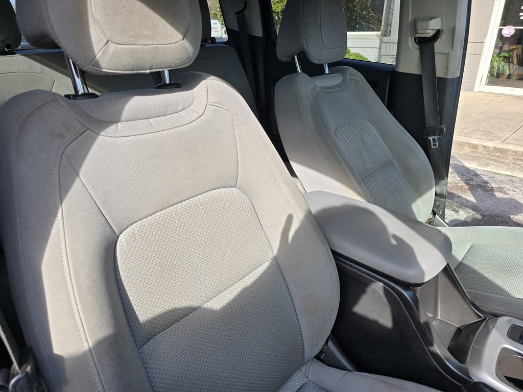 2015 Chevrolet Colorado Image 30