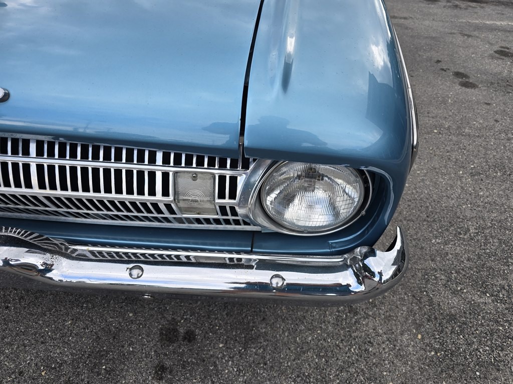 1961 Ford Falcon Image 5