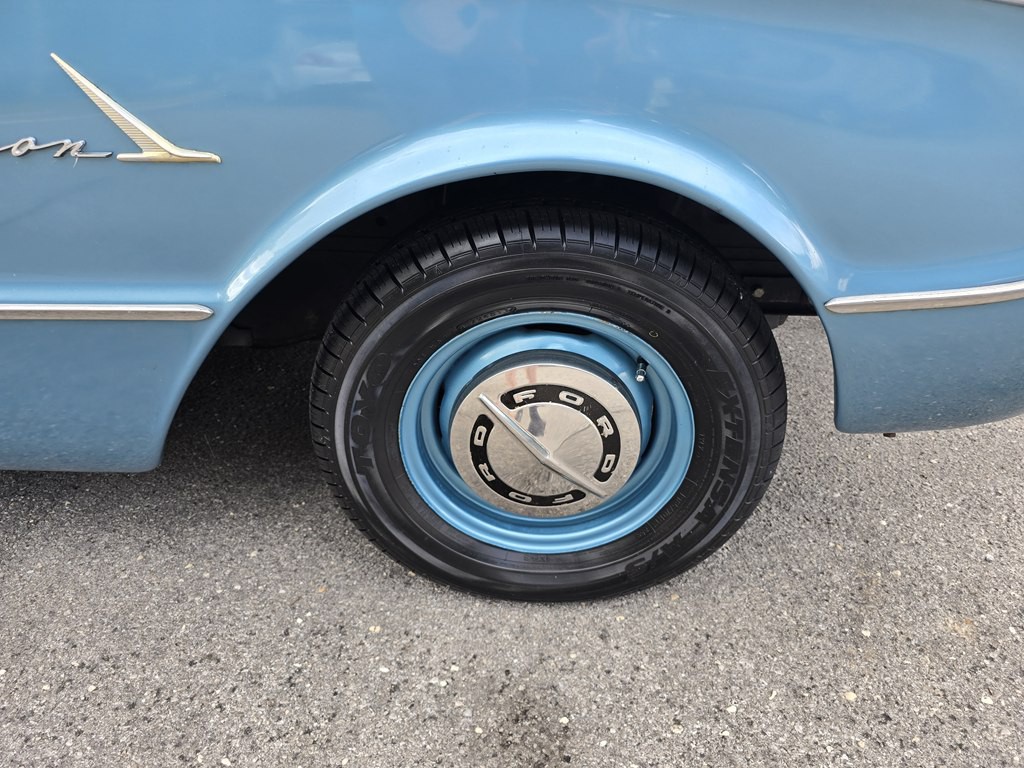 1961 Ford Falcon Image 14