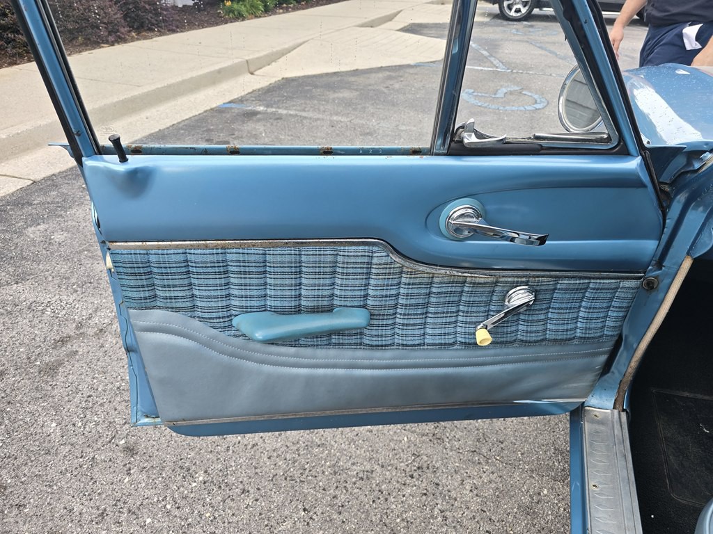 1961 Ford Falcon Image 18