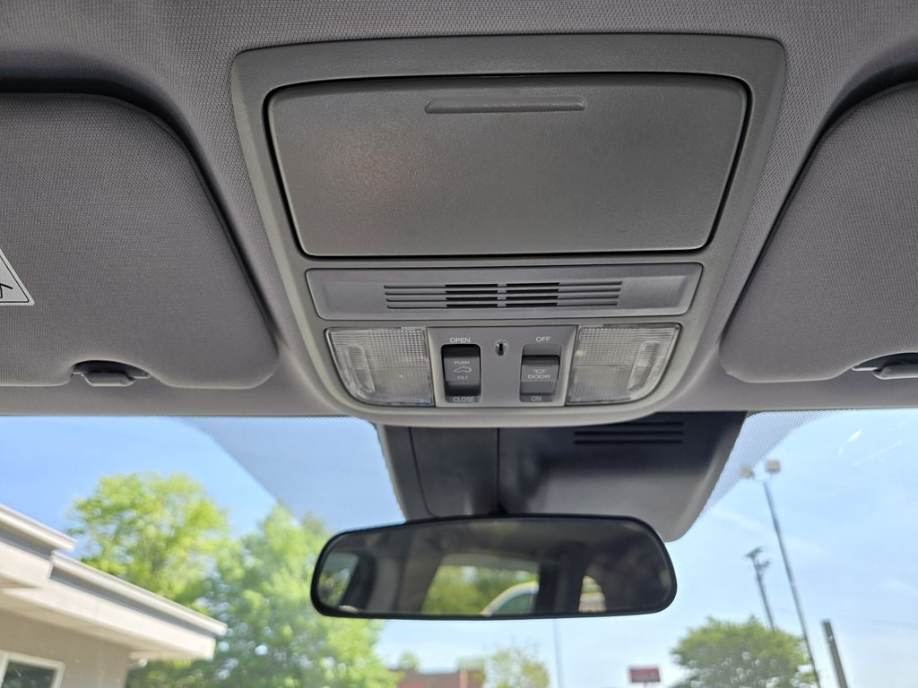 2017 Honda CR-V Image 81