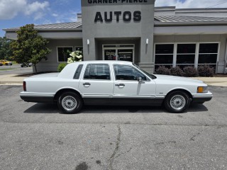 Image for 1993 Lincoln Town Car Signature ID: 7365223