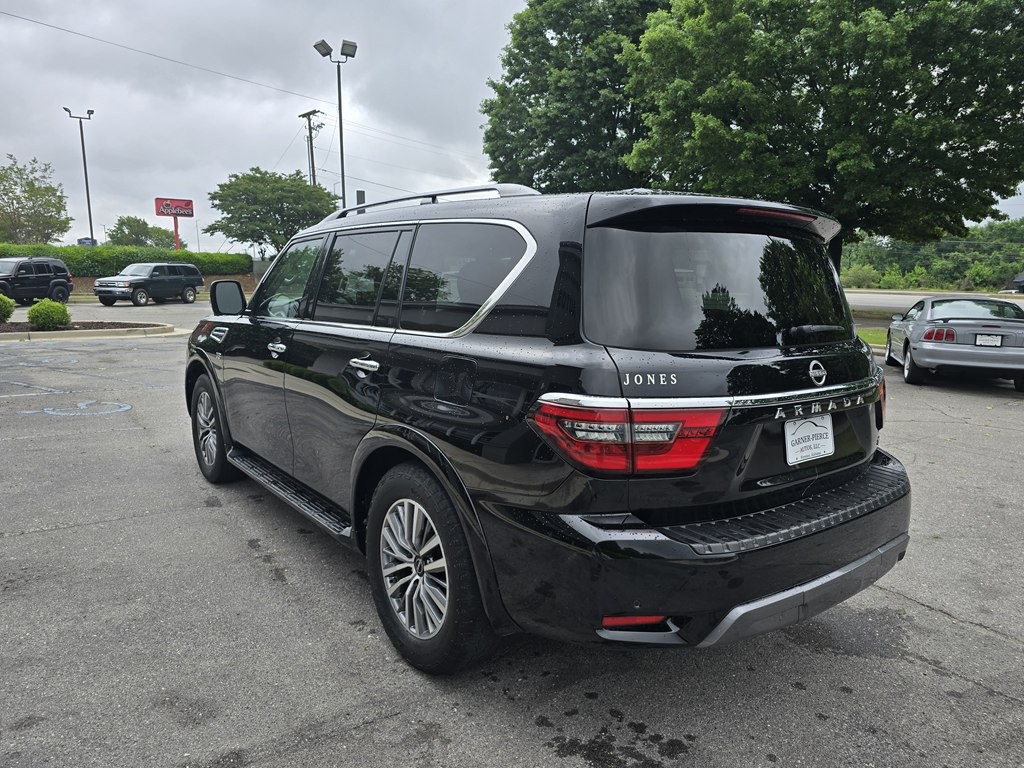 2021 Nissan Armada Image 8