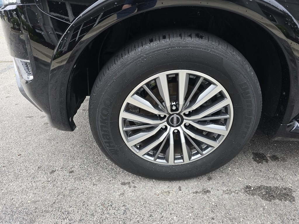 2021 Nissan Armada Image 16