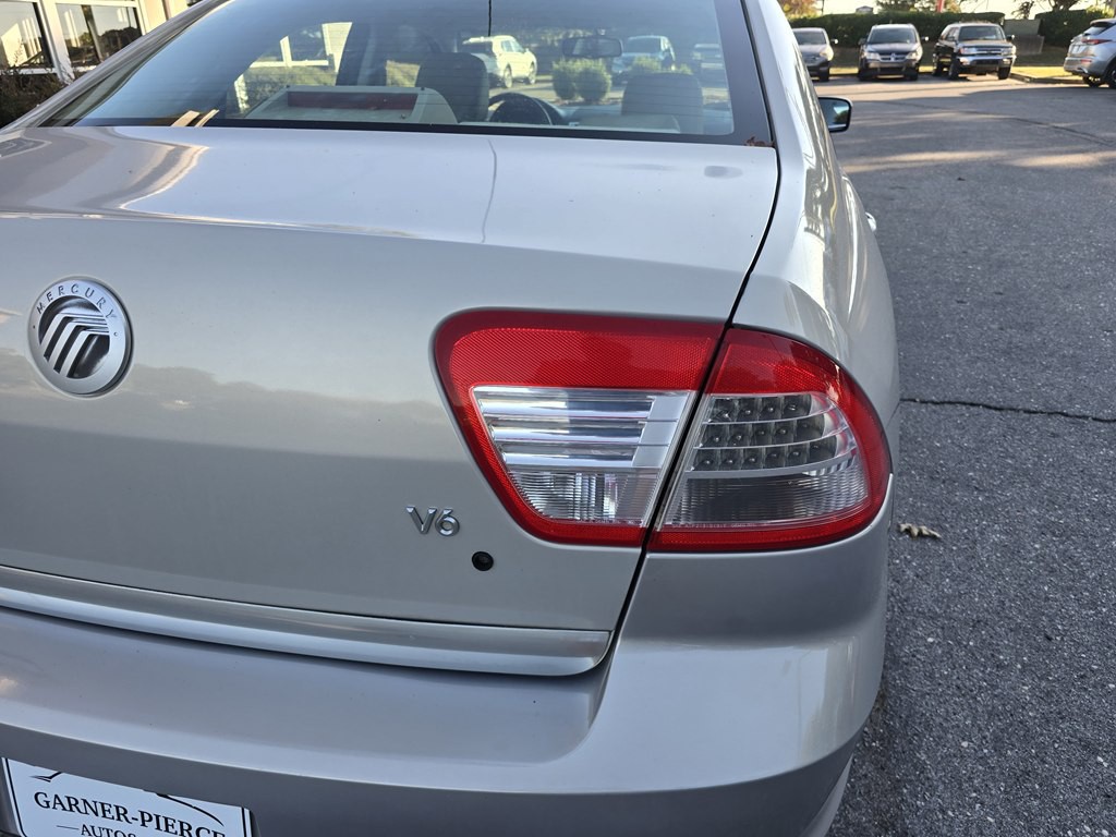 2009 Mercury Milan Image 11