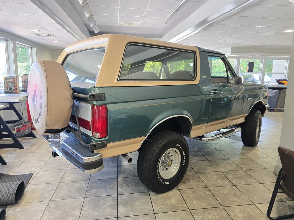 1989 Ford Bronco Image 3