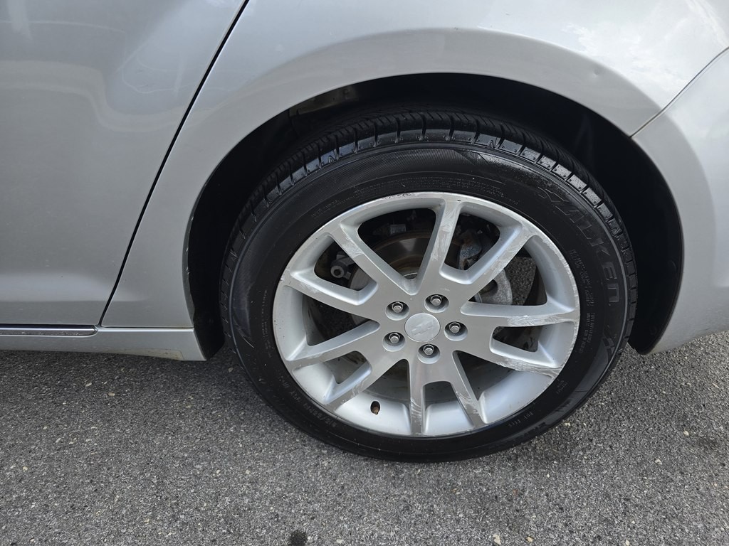2012 Chevrolet Malibu Image 16
