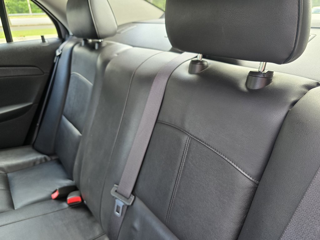 2012 Chevrolet Malibu Image 24