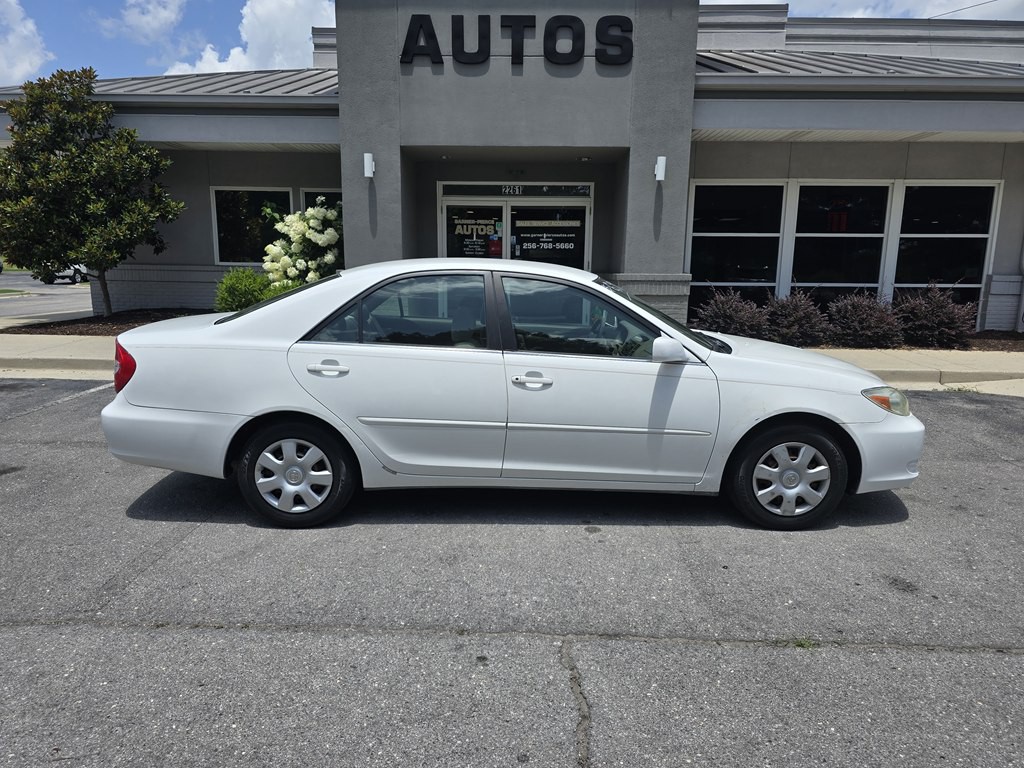 2003 Toyota Camry Image 1