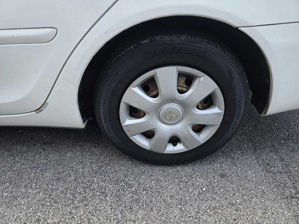 2003 Toyota Camry Image 16