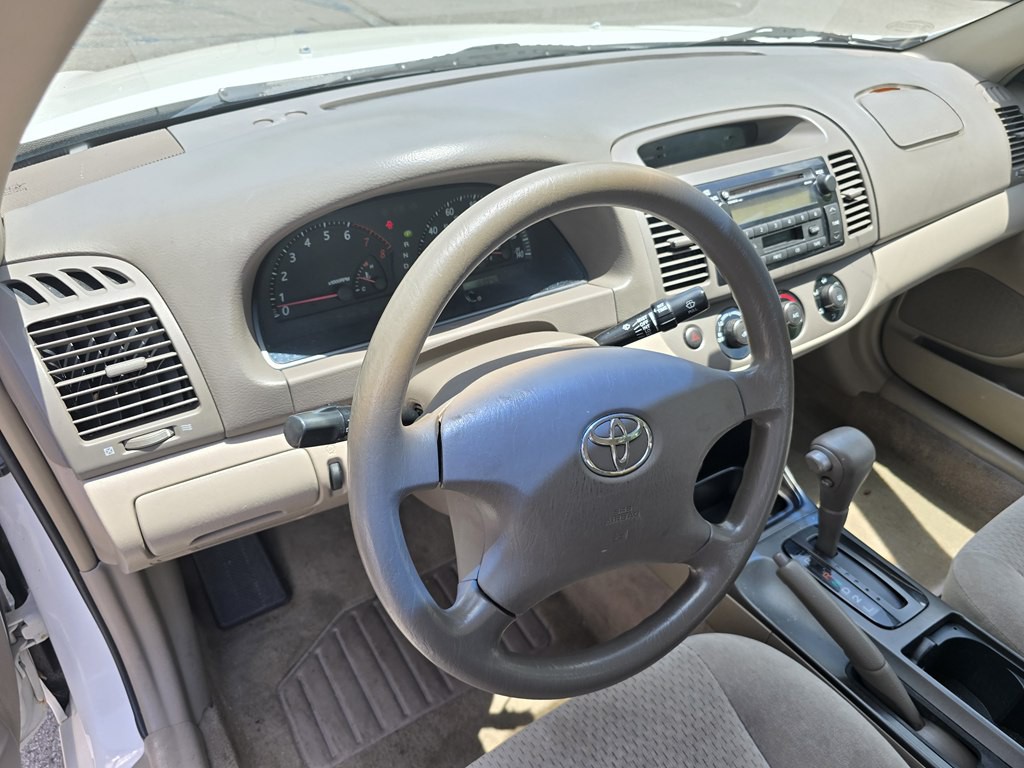 2003 Toyota Camry Image 18