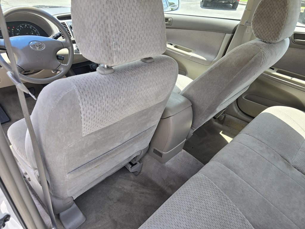2003 Toyota Camry Image 21