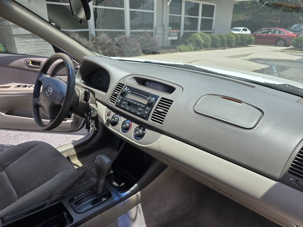 2003 Toyota Camry Image 27